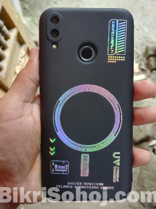 Huwei y9
